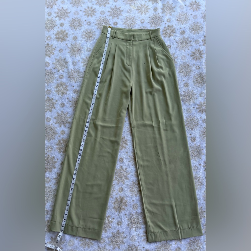 Elegant Olive Green Women's Pants